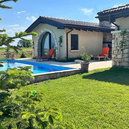 Private Villa At Blacksearama Golf & Villas Resort Balchik Eksteriør billede